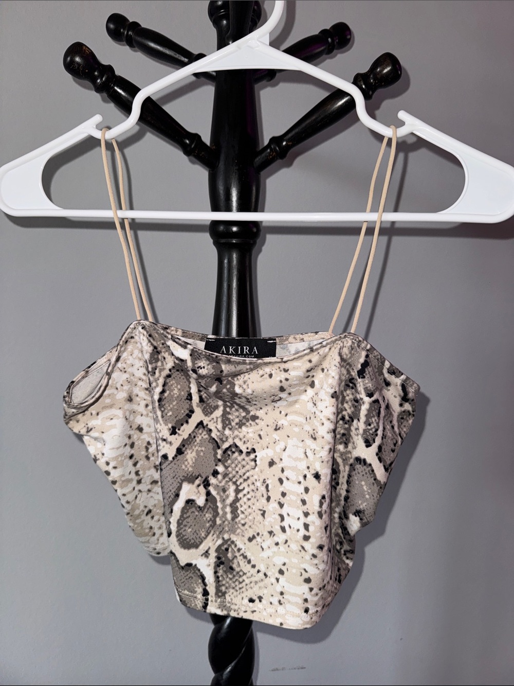 AKIRA Neutral Snake-Print Spaghetti Strap Crop Cami 2.L2